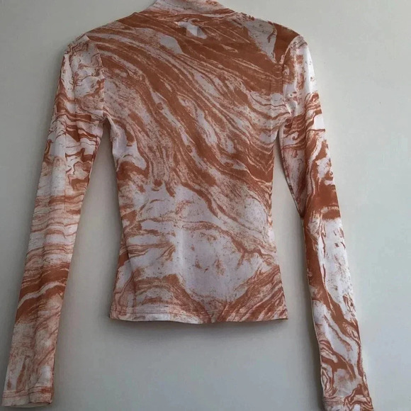 HYFVE Long Sleeve Sheer Turtleneck. Peach & White Marbleized Print Size S - Picture 5 of 10